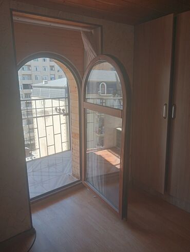 Otaqların uzunmüddətli kirayəsi: Kirayə verilir: eyvanlı otaq/studio - Geniş açıq eyvan: keramika -da lalafo.az — 3 Otaqların uzunmüddətli kirayəsi: Kirayə verilir: eyvanlı otaq/studio - Geniş açıq eyvan: keramika — 3