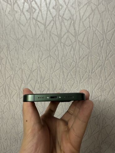 Apple iPhone: IPhone 13, Б/у, 128 ГБ, Зеленый, Защитное стекло, Чехол, Коробка, 75 % — 4