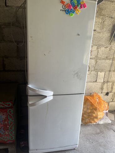 холодильник прадажа: Продаю холодильник в рабочем состоянии индезит