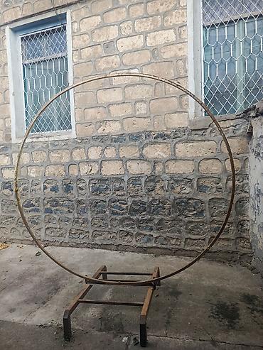 darvaza ustu dam: Dəmir dekorativ dairə stendi - Material: tam metal konstruksiya — 1