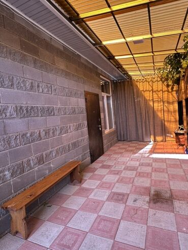 Долгосрочная аренда домов: Продаётся уютный домик у Иссык-Куля в селе Чок-Тал (ЦО Париж) Цена — 1