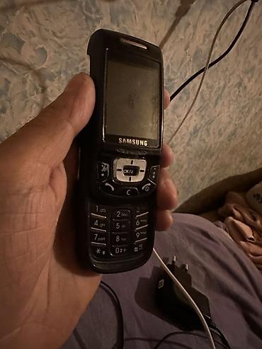 adaptör: Samsung D500, rəng - Qara, Düyməli — 2