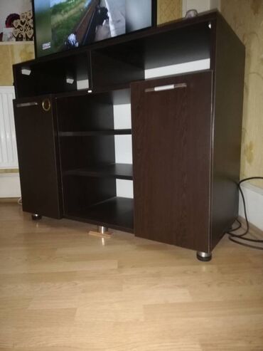 Столы и стулья: TV altı satılır