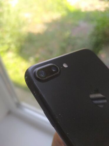 купить рабочий ноутбук: IPhone 7 Plus, Б/у, 128 ГБ, Черный, Защитное стекло, 77 %