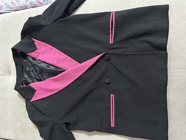 розовый пиджак: Пиджак River Island, покупала в Катаре, за 8500с, обожаю этот бренд