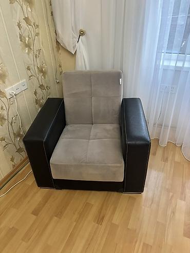 inter tekstil sumqayit: Qonaq otağı üçün divan və 2 ədəd kreslo dəsti. Embawood markasınındır — 3