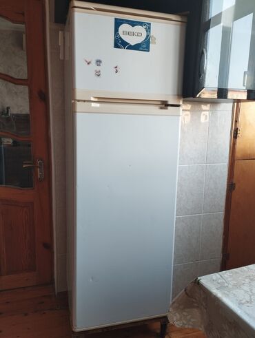 dondurucu satilir: İşlənmiş 2 qapılı Beko Soyuducu Satılır, rəng - Ağ