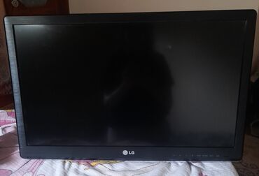 kreditle televizor: İşlənmiş Televizor LG Led 32" 8K (7680x4320), Ünvandan götürmə