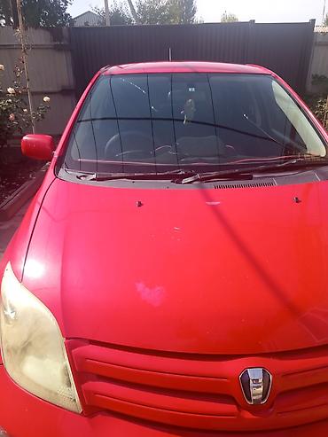 Toyota: Toyota Ist: 2003 г., Автомат, Бензин, Хэтчбэк — 2