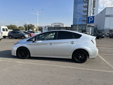тойото приус: СРОЧНО СРОЧНО ГОРИТ‼️ Машина в очень хорошем состоянии Батареи