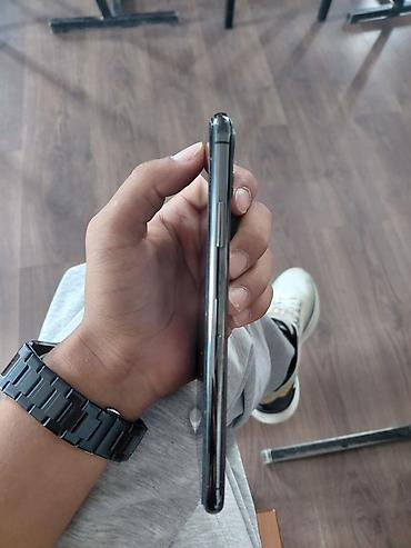 чехлы бу: IPhone 11 Pro Max, Б/у, 64 ГБ, Space Gray, Зарядное устройство, Защитное стекло, Чехол, 85 % — 3