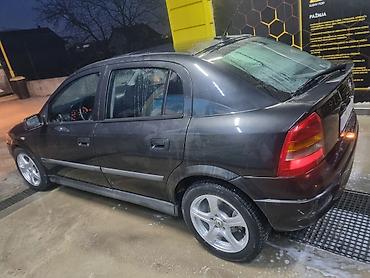 Opel: Prodajem Opel Astru G 2.0 DTI, crne boje, 5 vrata, redovno održavan — 2