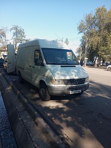 аренда мапеда: Грузовой фургон Mercedes‑Benz Sprinter (длинная база, высокий потолок) — 4