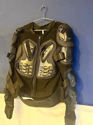 moto mator: Motosiklet üçün tam bədən qoruyucu gödəkçə - Rəng: qara - Material — 2