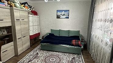 Продажа коттеджей и домов: Продается дом в городе Балыкчы с двором и хозяйственными постройками — 13