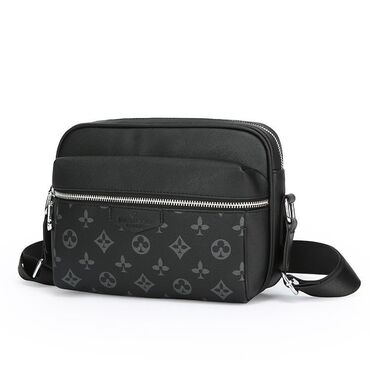 чехол для документов: Барсетка, Louis Vuitton, Материал: Искусственная кожа, Застежка на молнии, Множество карманов, Разделенные отделения, Новый