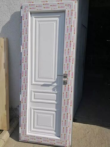 Plastik qapılar: Yeni Plastik qapı 80x200 sm Zamok və çərçivə ilə, Zəmanətli, Pulsuz quraşdırma, Pulsuz çatdırılma, Rayonlara çatdırılma — 16