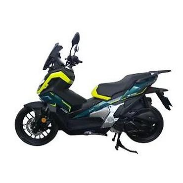 peda 200: KMOTO X-ADV skuter – sportsko‑avanturistički dizajn sa modernom — 9