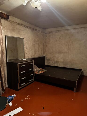 Dolablar: İşlənmiş, Açılan, 2 qapılı Düz dolab, Şifonyer -da lalafo.az — 9 Dolablar: İşlənmiş, Açılan, 2 qapılı Düz dolab, Şifonyer — 9