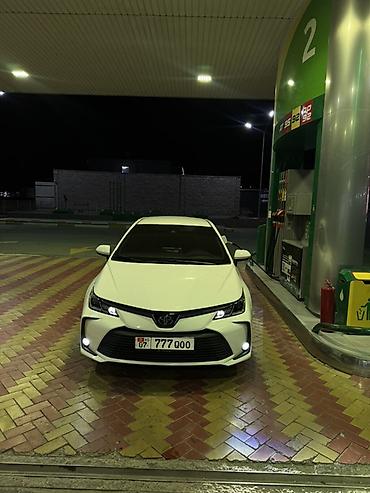corolla 2018: Toyota Corolla: 2019 г., 1.8 л, Автомат, Гибрид, Седан — 2