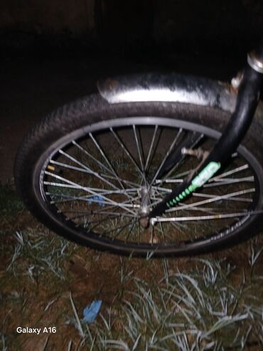 Şəhər velosipedləri: Şəhər velosipedi Stels, 24", sürətlərin sayı: 1 — 4