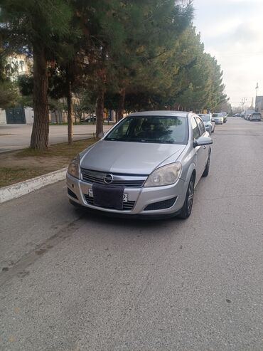 Opel: Opel Astra: 1.3 l | 2008 il 278542 km Hetçbek