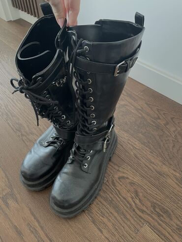 olang zenske cizme: High boots, Zara, 40