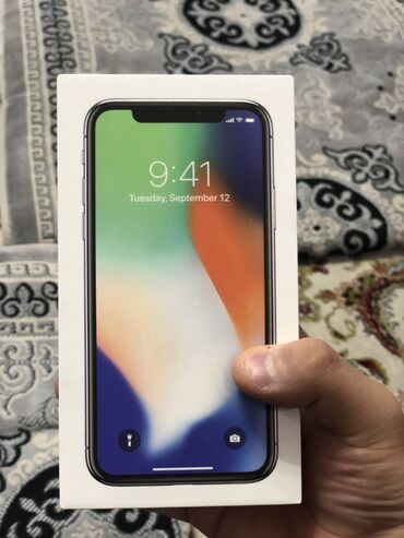 Apple iPhone: IPhone X, Б/у, 256 ГБ, Белый, Защитное стекло, Чехол, Коробка, 80 %