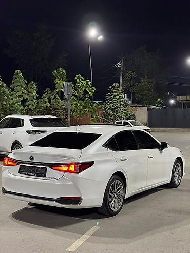 корея кореец: Lexus ES: 2023 г., 2.5 л, Типтроник, Гибрид, Седан — 6