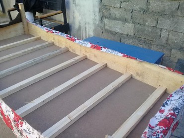 Çarpayılar: Taxt kravat Teze mohkem hazirlarlari var 1 neferlik 55m 2 neferlik — 5