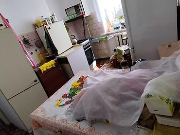 Продажа коттеджей и домов: Продаю 2 этажный дом в городе Кара Балта. все условия есть — 4