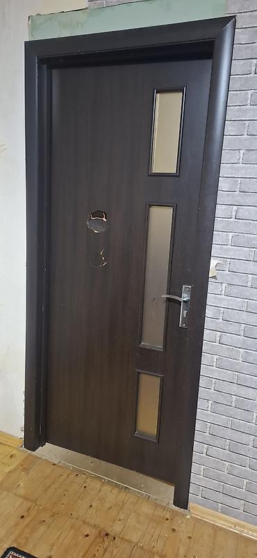 İşlənmiş Otaq qapısı Çərçivə ilə, Zəmanətsiz, Pulsuz quraşdırma, Ünvandan götürmə
