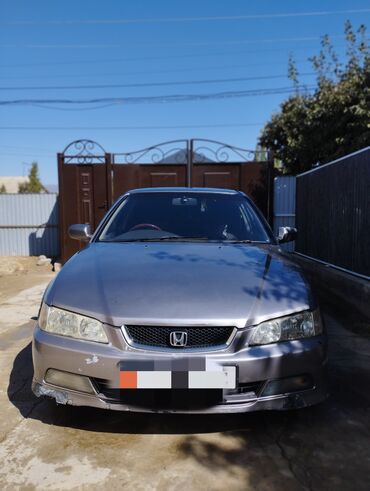 авто на рассрочку: Honda Accord: 2001 г., 1.8 л, Автомат, Бензин, Седан