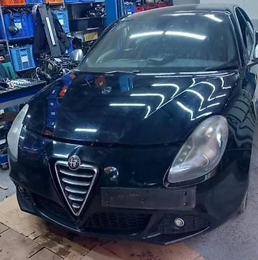Transport: Alfa Romeo Giulietta hauba kod boje 601/b. Alfa Romeo Giulietta hauba — 2