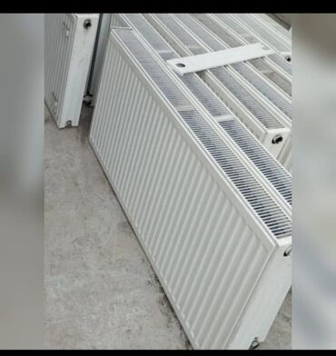 Özü yapışan divar kağızları: Panel radiatorlar satilir. 50sm- 25 manat, 60sm- 30manat