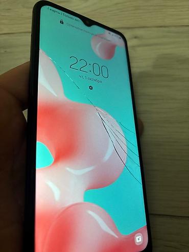 Уюлдук телефондор жана аксессуарлар: Смартфон Samsung Galaxy A12 на экране трещина есть на работу не — 2