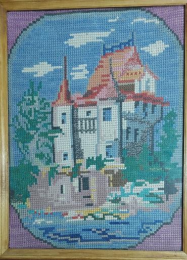 вишитые картины: Вышитые крестом картины в рамах, 1 картина -500 сом. Описание: - — 1