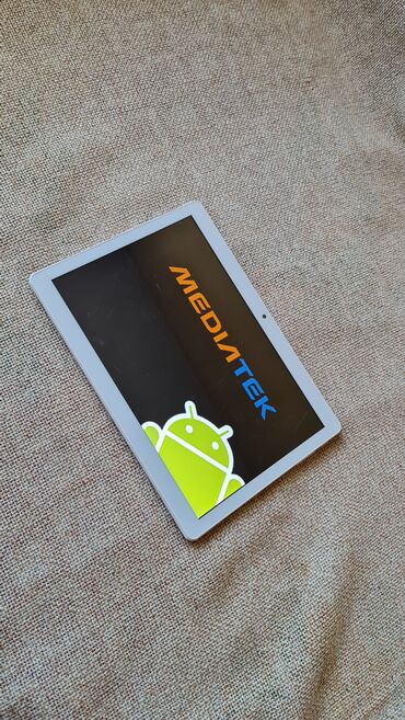 Tableti: Pakovanje od 4 Android tableta + maska/folio futrola sa šarenim — 29