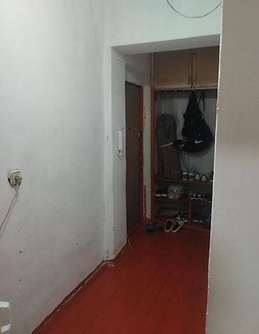 Продажа квартир: 1 комната, 33 м², Пишпек Хрущевка, 5 этаж, Старый ремонт — 7