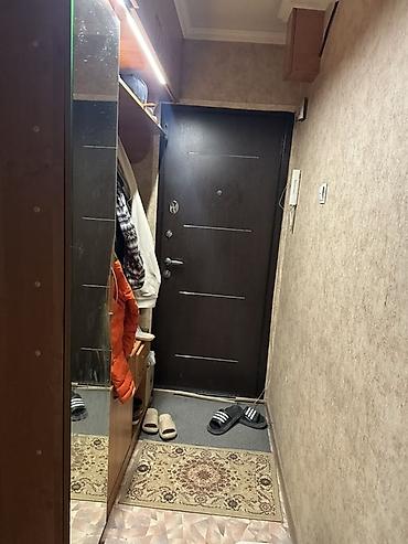 лумумбы: 3 комнаты, 60 м², Кудайберген авторынок 104 серия, 1 этаж — 6