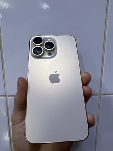 Apple iPhone: IPhone 13 Pro, Б/у, 256 ГБ, Золотой, Защитное стекло, Чехол, Коробка, 83 %