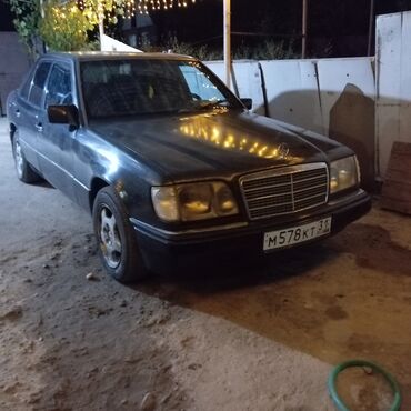 домкрат гидравлический для вытяжки авто: Mercedes-Benz W124: 1994 г., 2 л, Механика, Бензин, Седан