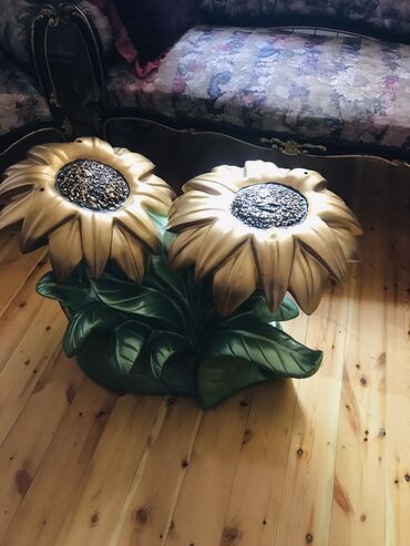 Masalar: Jurnal masası, İşlənmiş, Açılmayan, Şüşə, Oval masa — 12