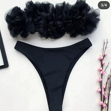 korset: Crni dvodelni kupaći kostim bandeau model sa dekorativnim cvetnim — 1