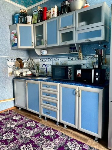 столы кухни: Кухонный гарнитур 2.33м