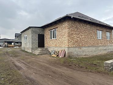 полки каракол: ‼️СРОЧНО ‼️ Продается дом из кирпича в новостройке Бир Булак — 1