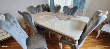 QAZ: Qonaq otağı üçün, İşlənmiş, Açılmayan, Dördbucaq masa, 8 stul