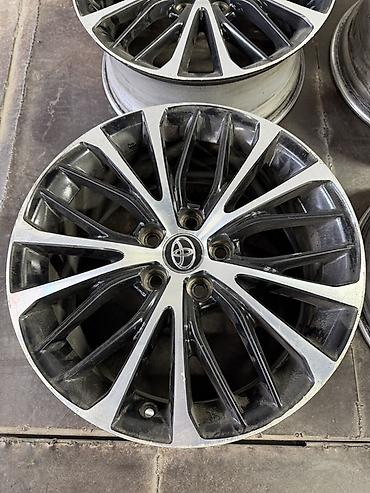 r16 6 139 7: Комплект оригинальных литых дисков Toyota (4 шт.) Диаметр: 18 — 2