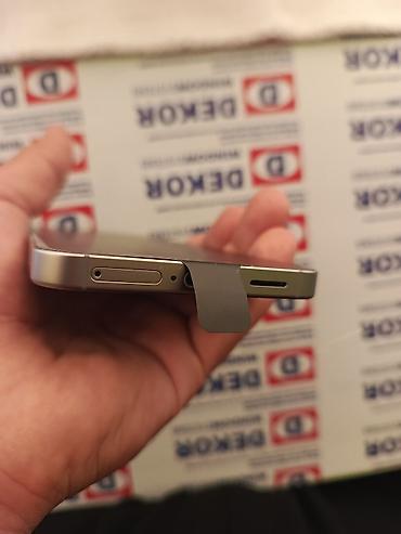 Mobil telefonlar: Samsung Galaxy S25, 256 GB, rəng - Gümüşü, Simsiz şarj — 3