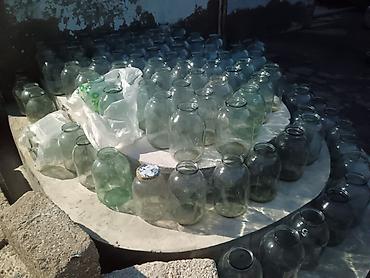 banka: - 3 litrlik şüşə bankalar 0.30 qəpik 90-100 ədəd var - 1 litrik aroma — 5
